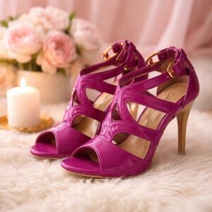 New delicious fucia heels pumps 👠